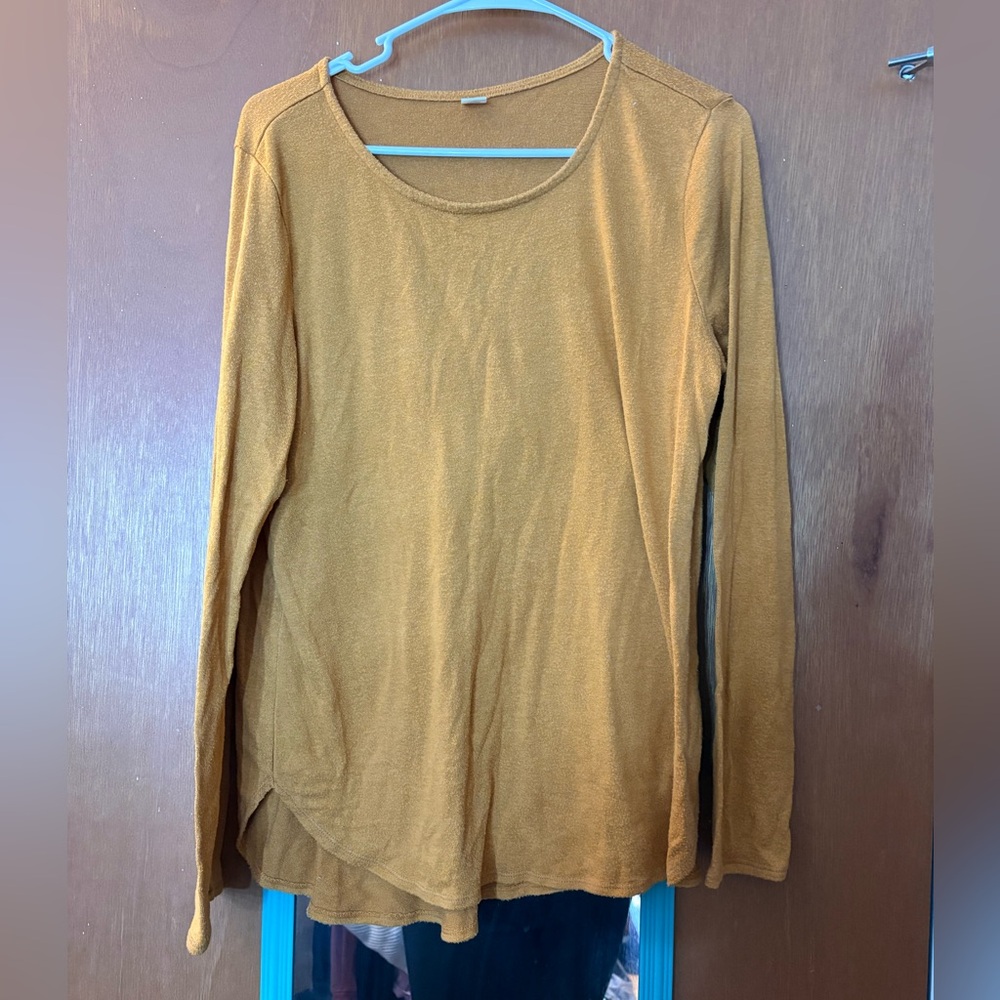 Old navy plush tee